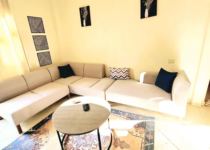 Palm Piazza Beachfront Lovely Daire Hurgada