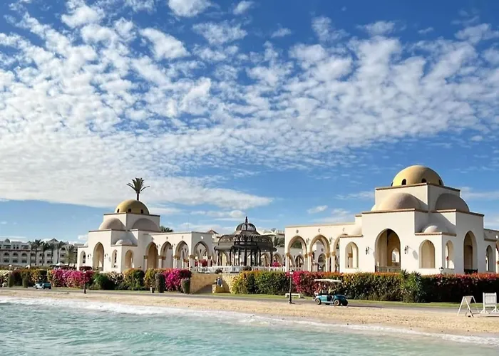 Palm Piazza Beachfront Lovely * Hurgada