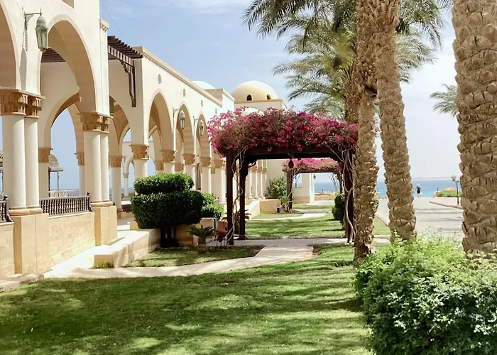 Palm Piazza Beachfront Lovely * Hurgada