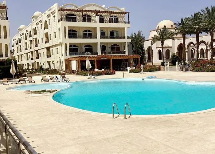 Palm Piazza Beachfront Lovely Daire *